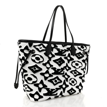 Louis Vuitton X UF Tufted Monogram Neverfull MM Black White 4 of 10