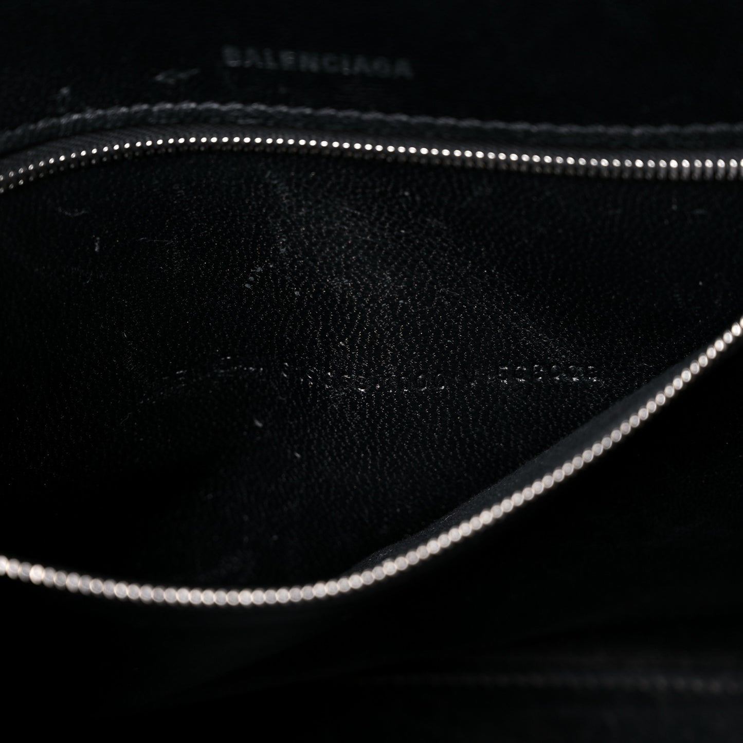 Grained Calfskin Medium Hourglass Top Handle Bag Black