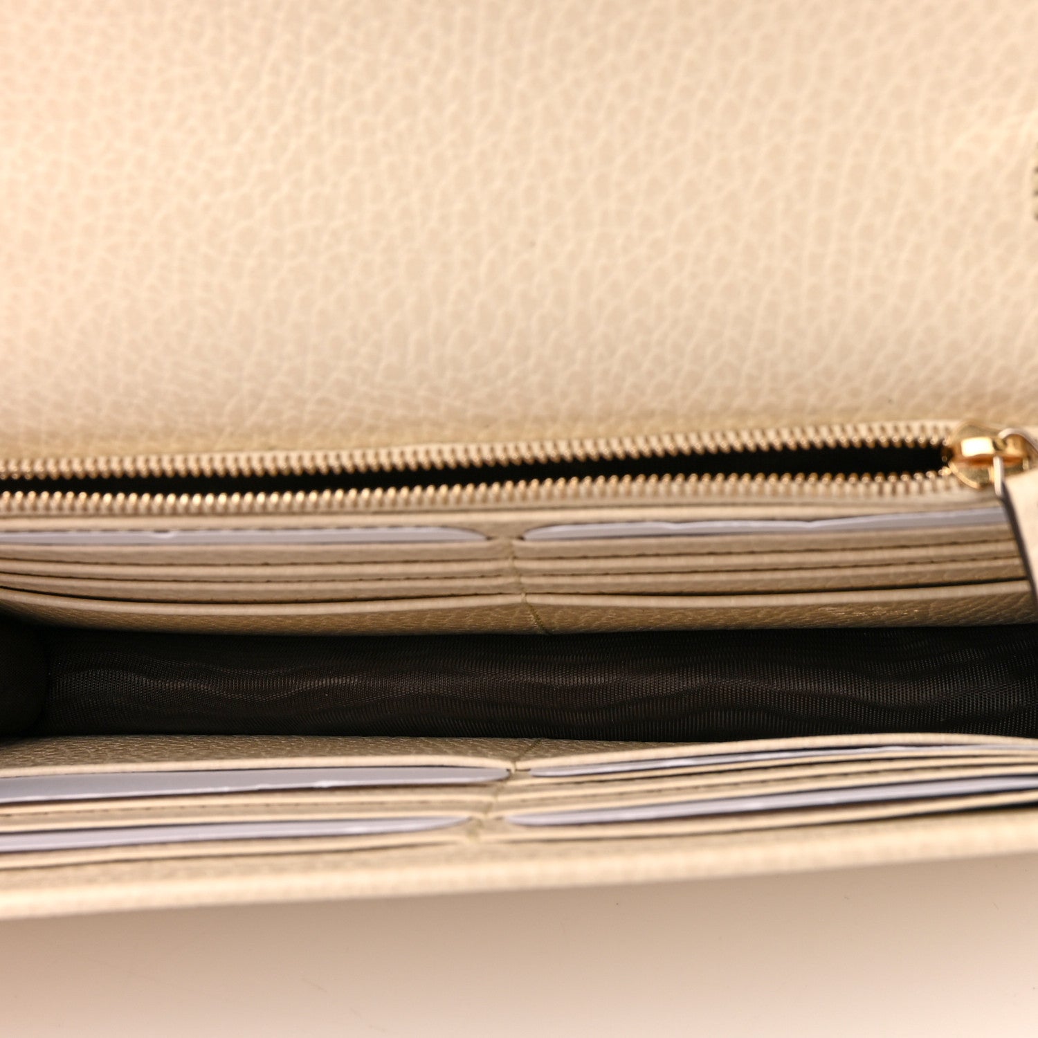 Gucci Dollar Calfskin Interlocking G Chain Wallet Ivoire 5 of 11
