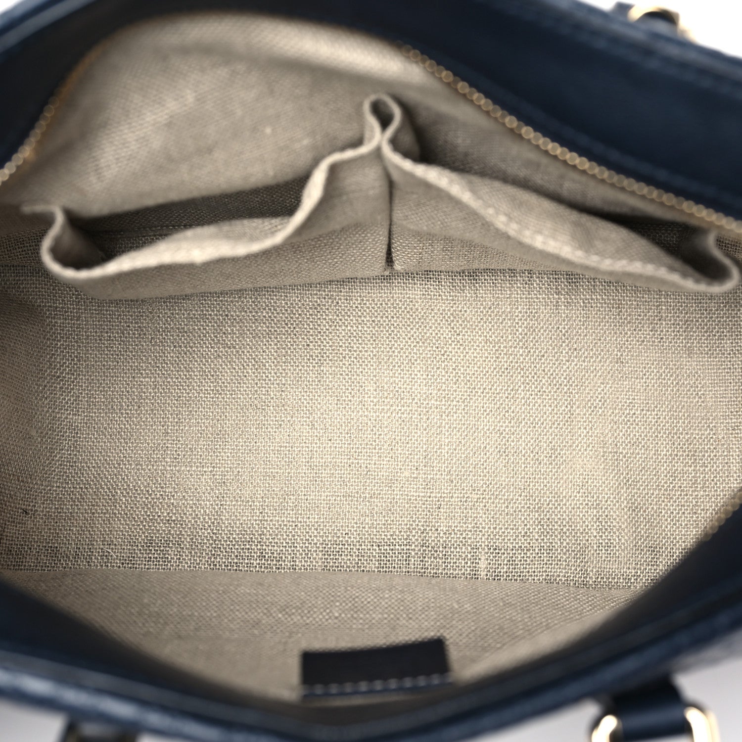 Gucci Microguccissima Medium Crossbody Bag Blue 5 of 9