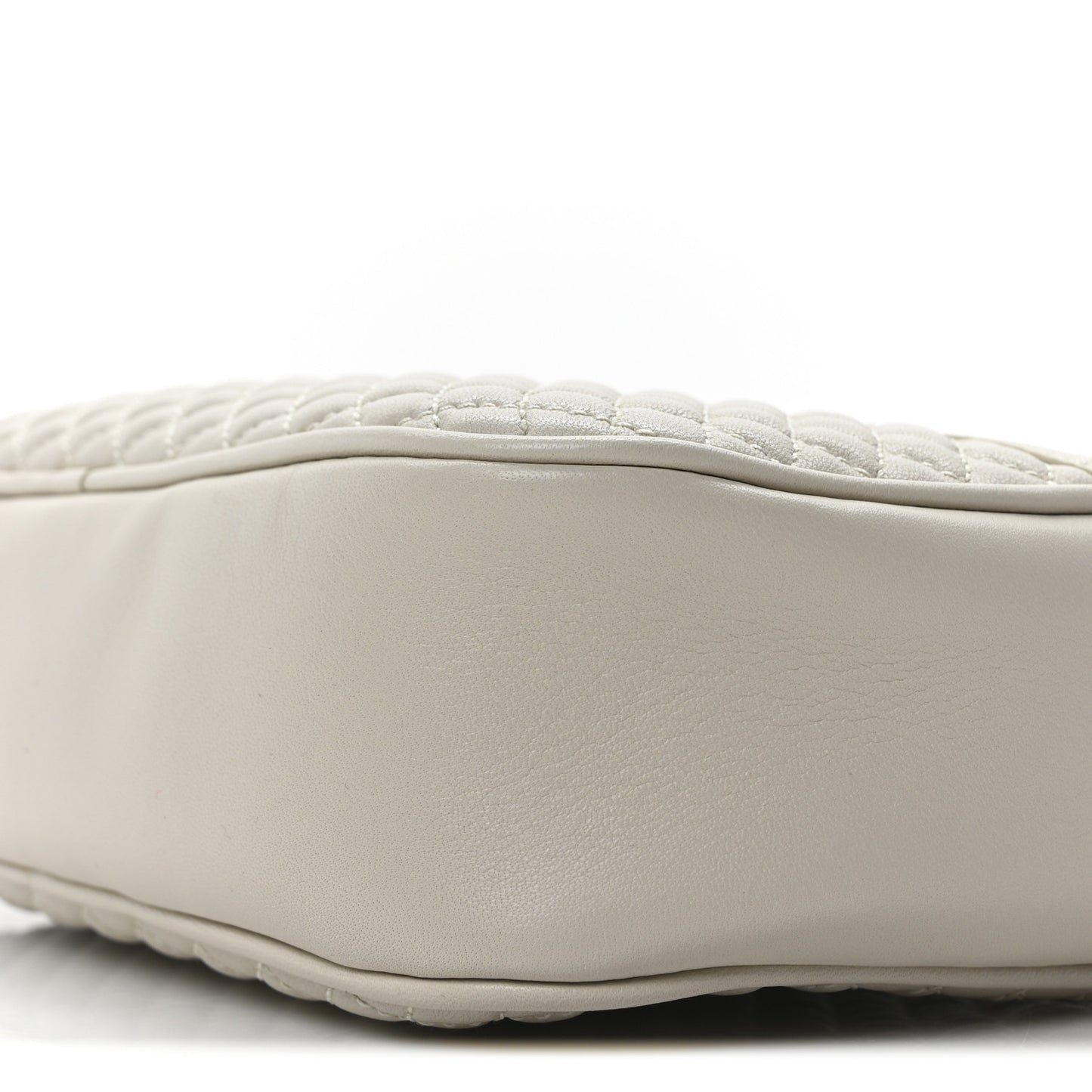 Lambskin Quilted Victoire Camera Bag Blanc Vintage
