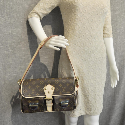 Louis Vuitton Monogram Hudson PM 3 of 8