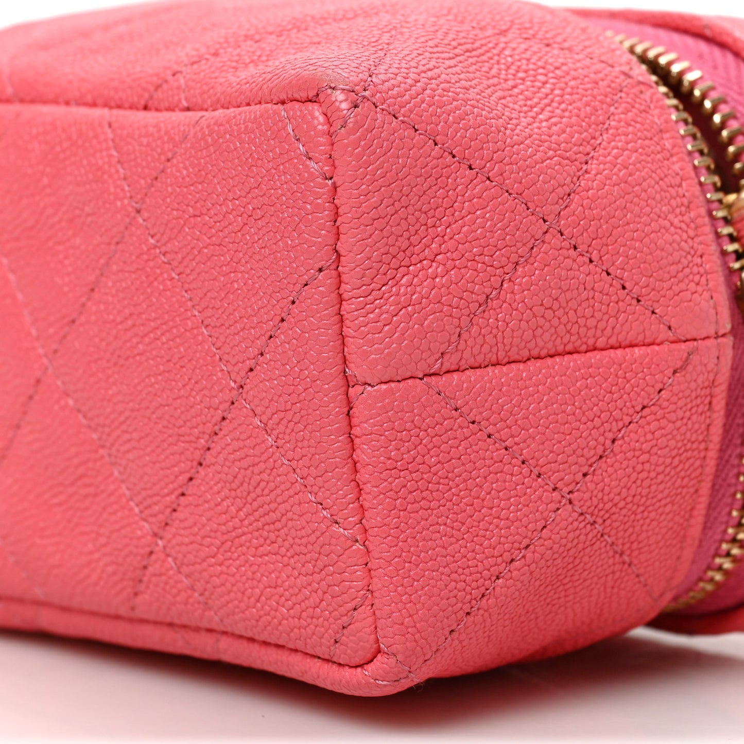 Caviar Quilted Mini Top Handle Vanity With Chain Pink