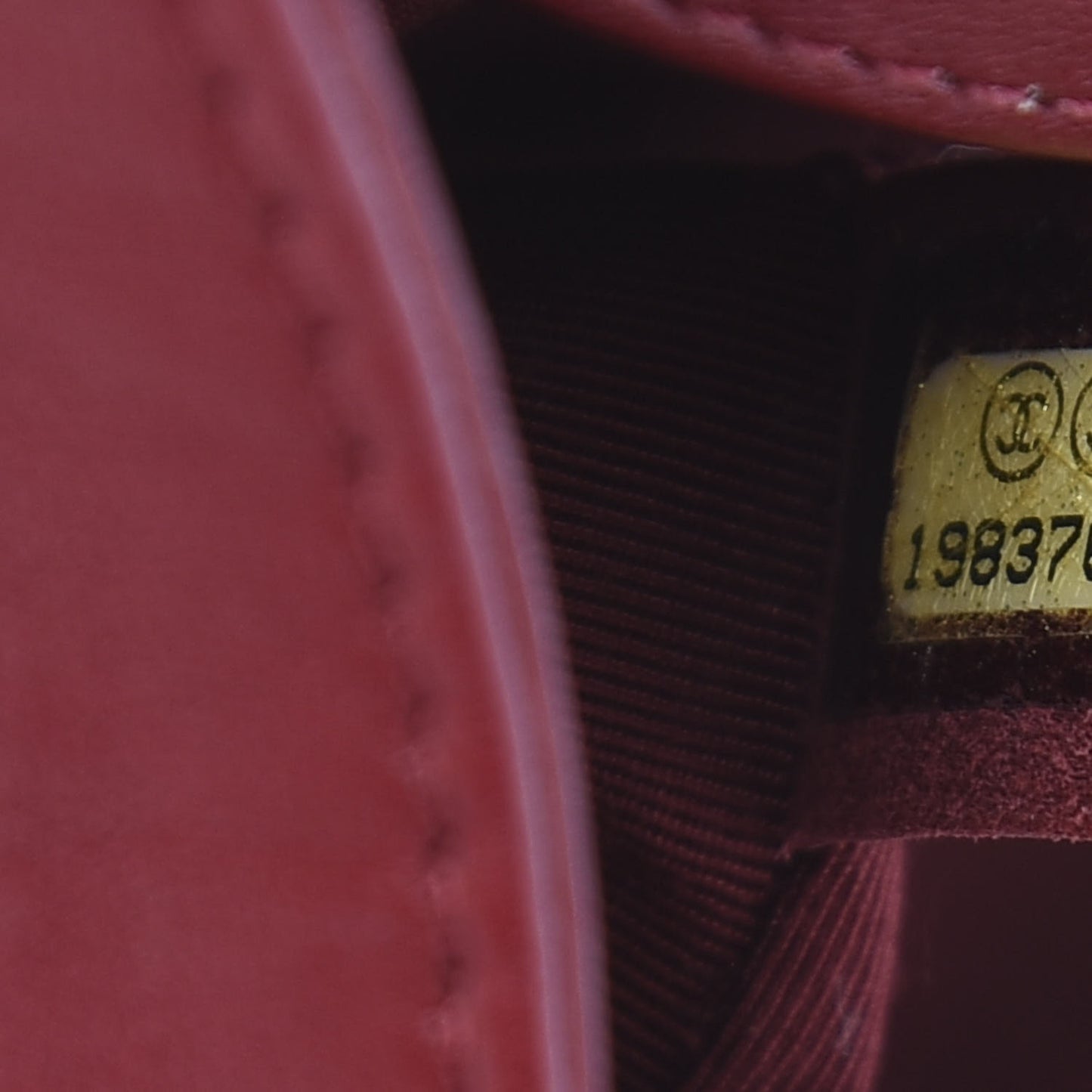 Lambskin Quilted Medium Boy Flap Red
