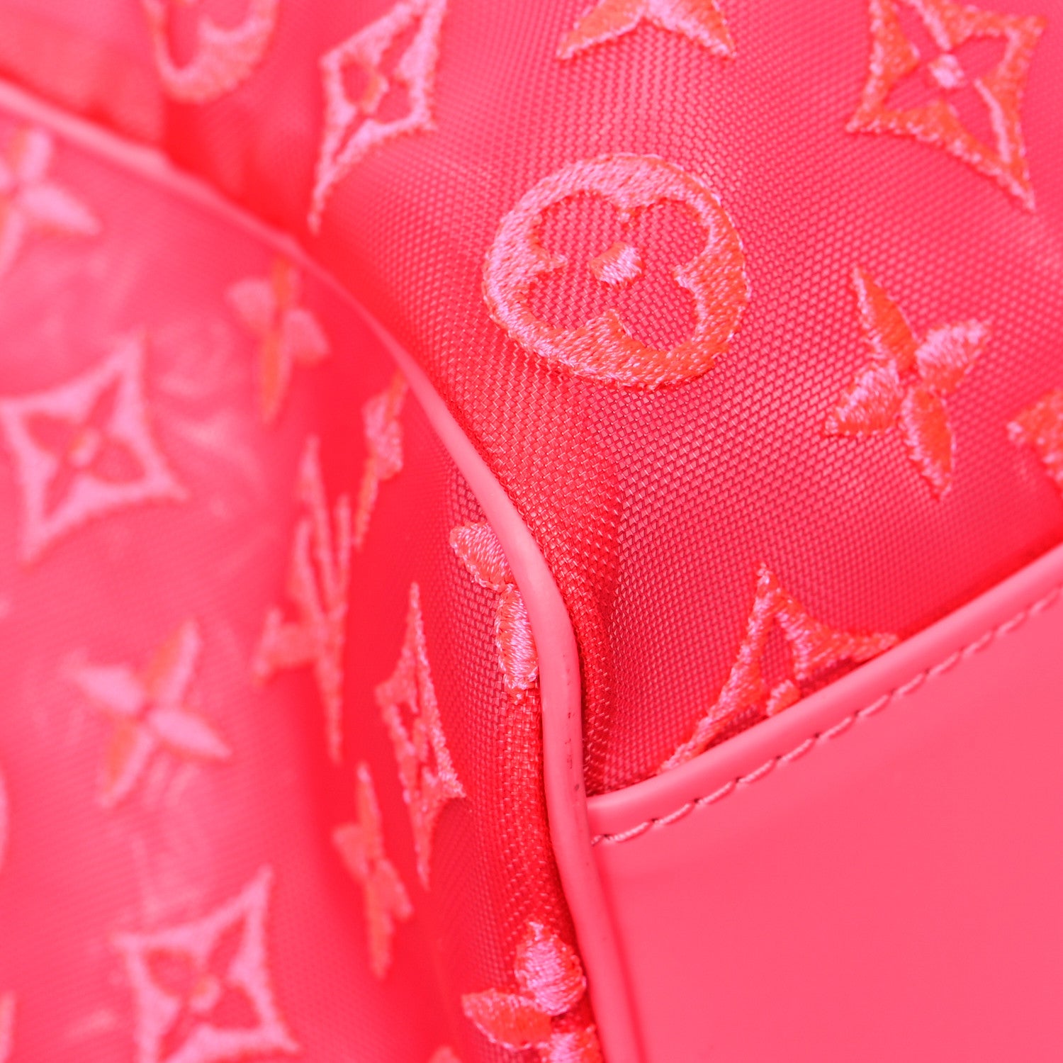 Louis Vuitton Monogram Fluo See Through Keepall Bandouliere 50 Rose 8 of 11