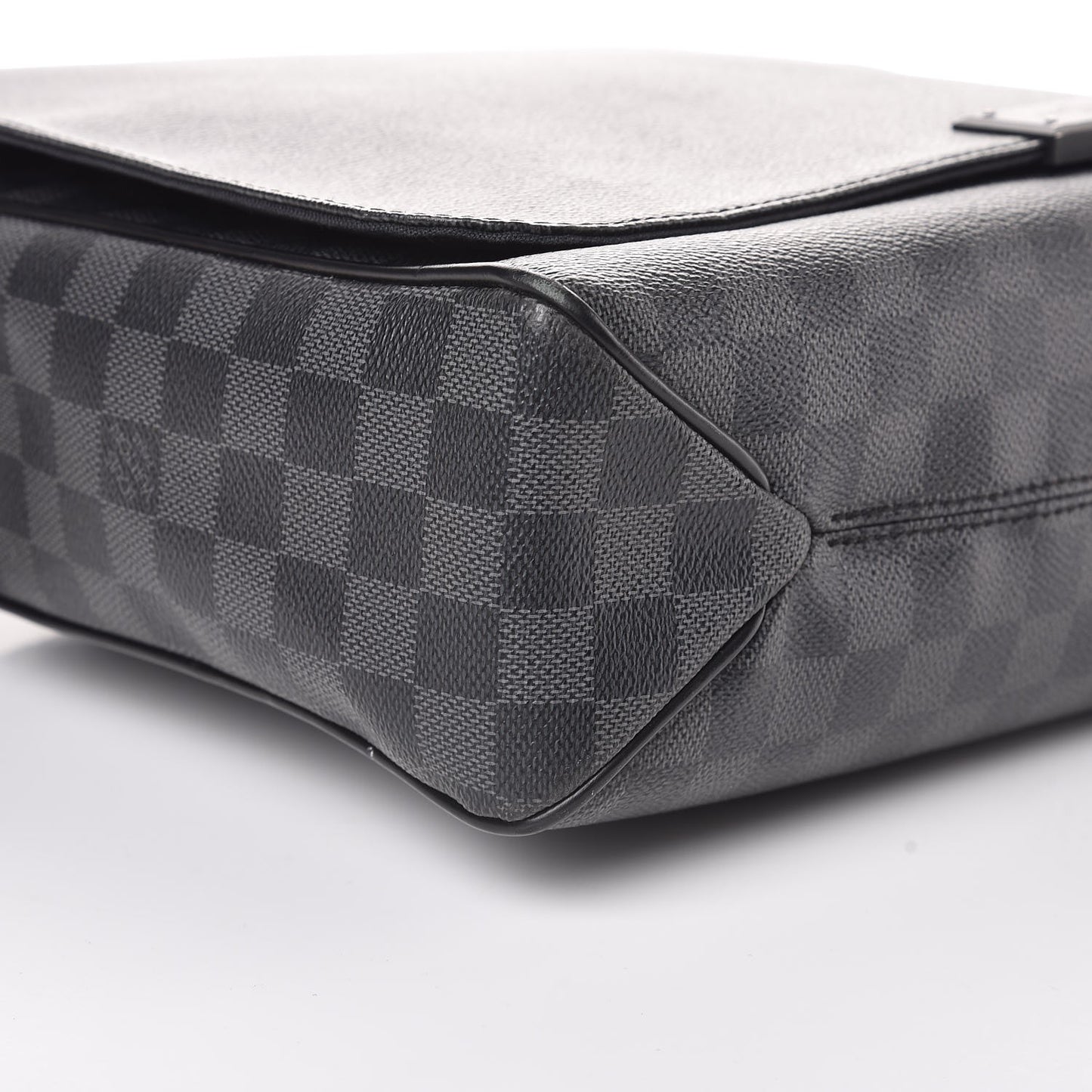 Damier Graphite District GM