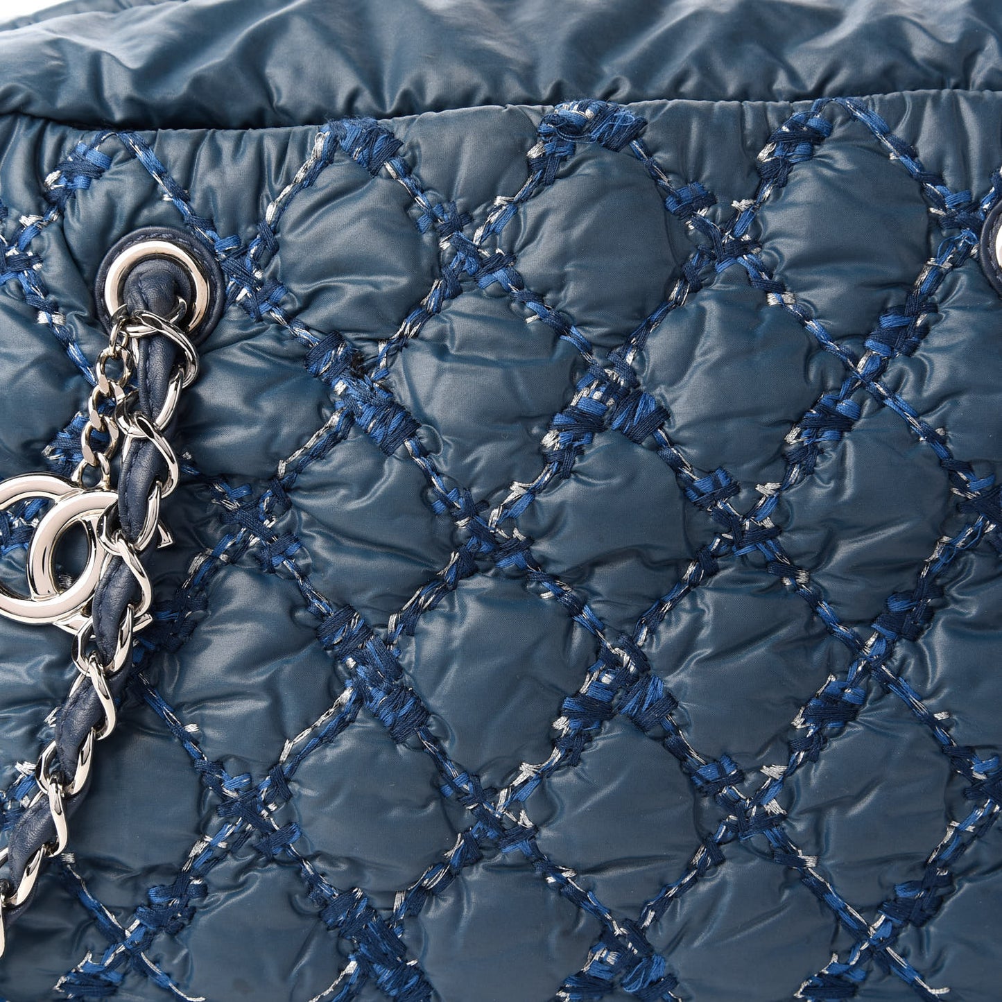Nylon Quilted Tweed Stitch Bubble Camera Case Blue
