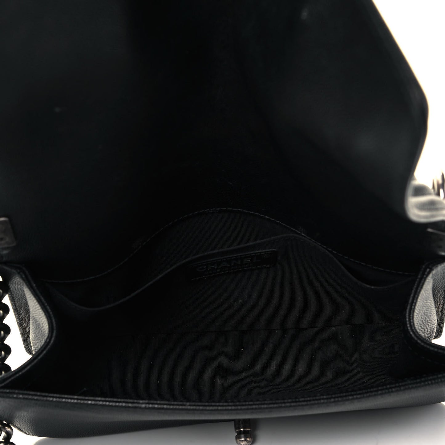 Caviar Quilted Medium Boy Flap Black