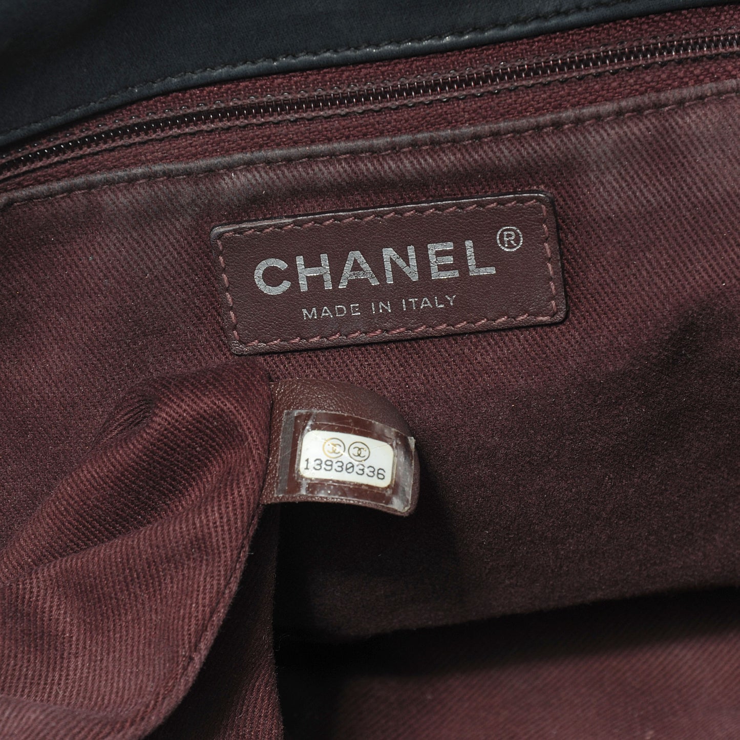 Iridescent Calfskin In The Mix Jumbo Flap Black