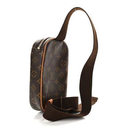 Louis Vuitton Monogram Pochette Gange 4 of 10