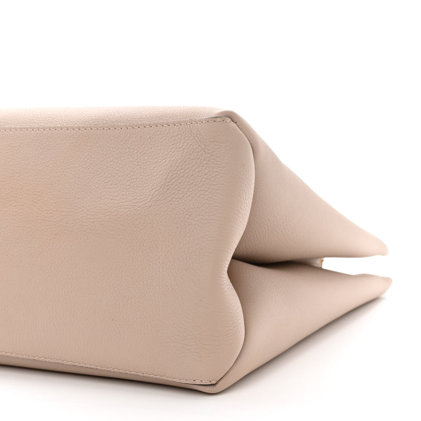 Grained Calfskin Lockme Shopper Greige