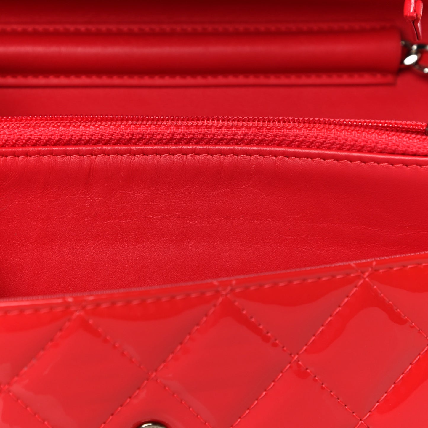 Patent Quilted Wallet On Chain WOC Red