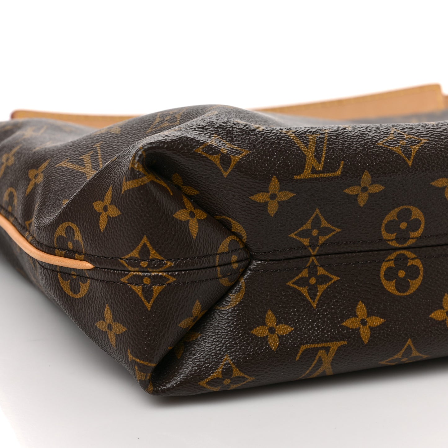 Monogram Sully PM