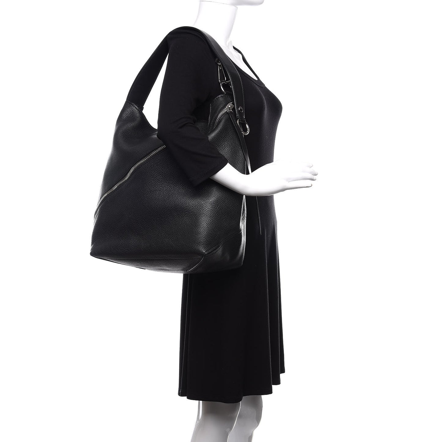 Pebbled Calfskin Medium Zip Hobo Black