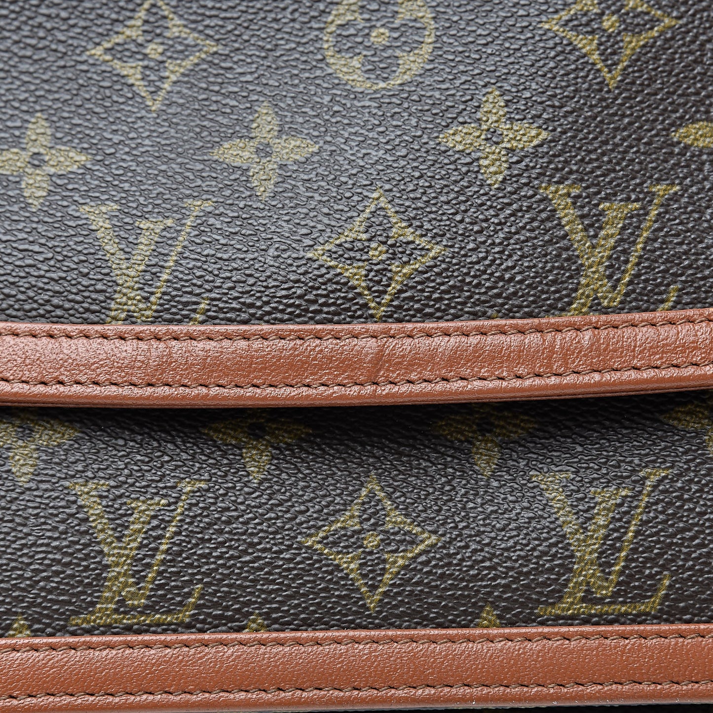 Monogram Pochette Dame 29