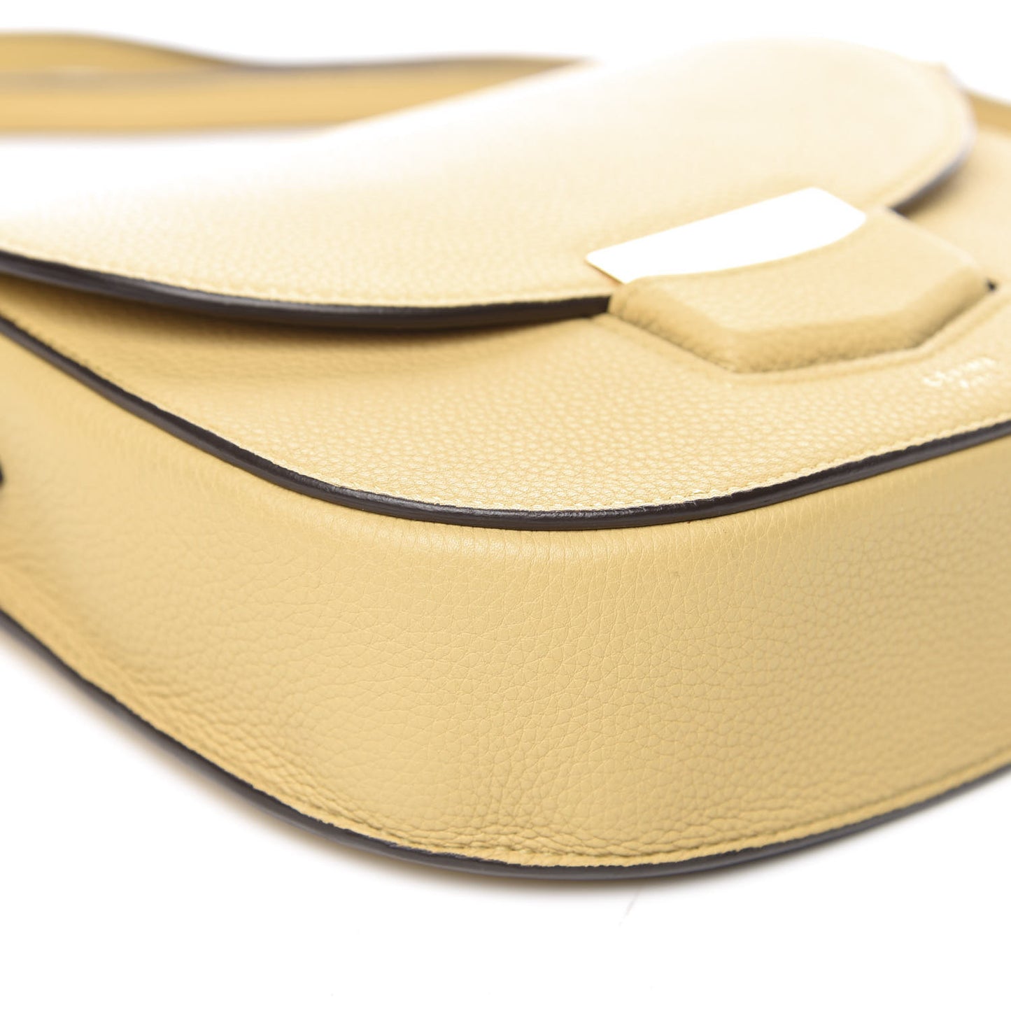 Baby Grained Calfskin Small Trotteur Vanilla