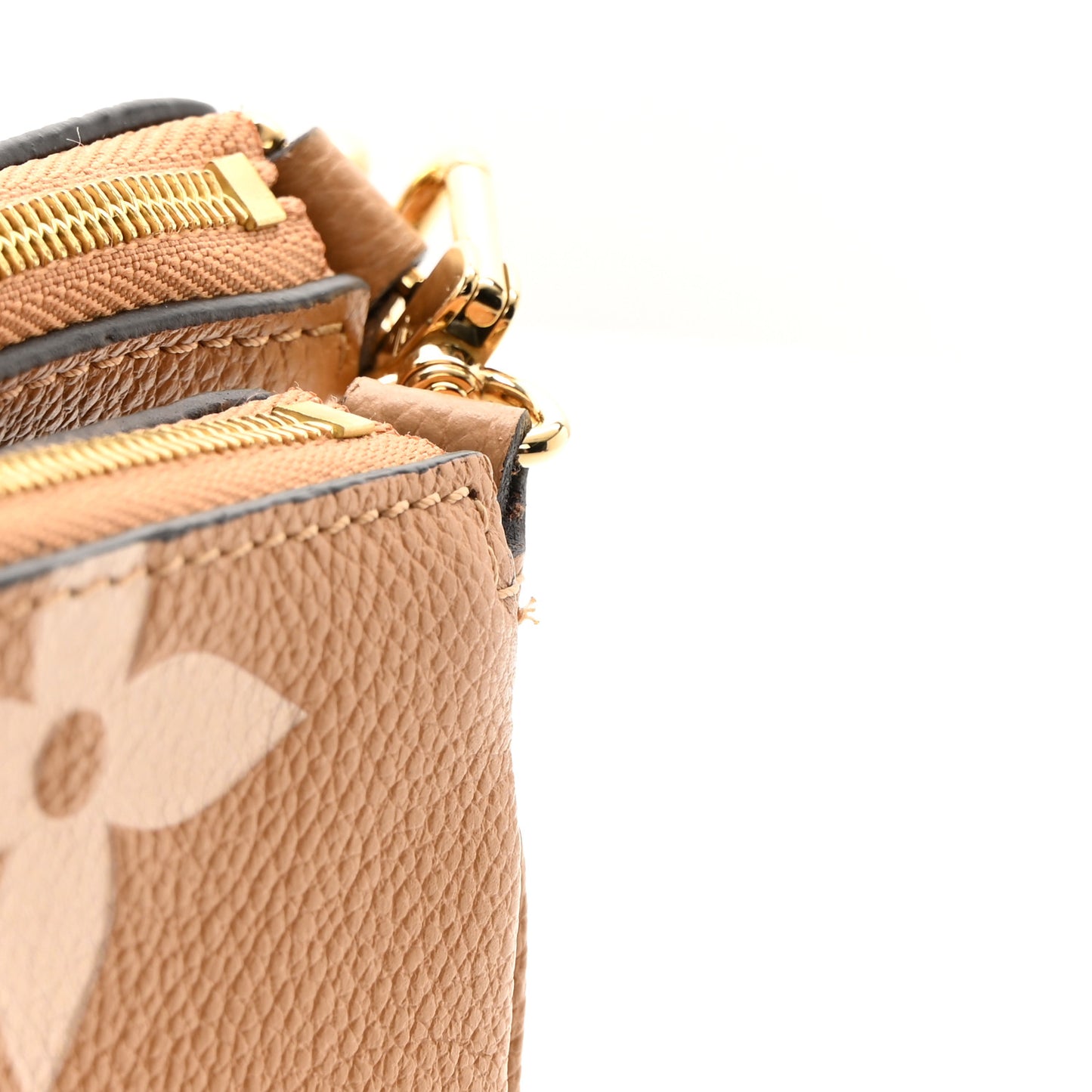 Empreinte Monogram Giant Multi Pochette Accessories Arizona Creme