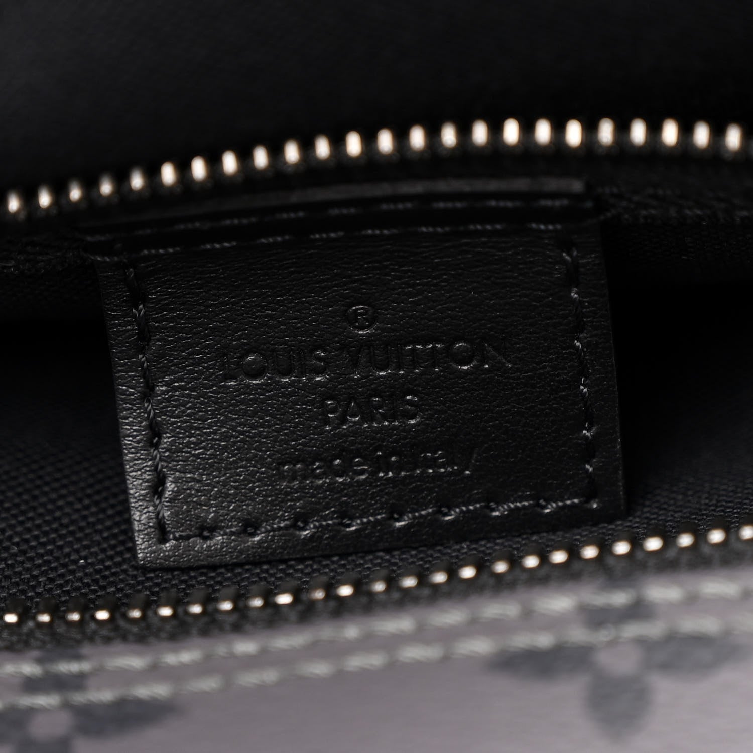 Louis Vuitton Monogram Eclipse Cabas Zippe GM Black 6 of 9