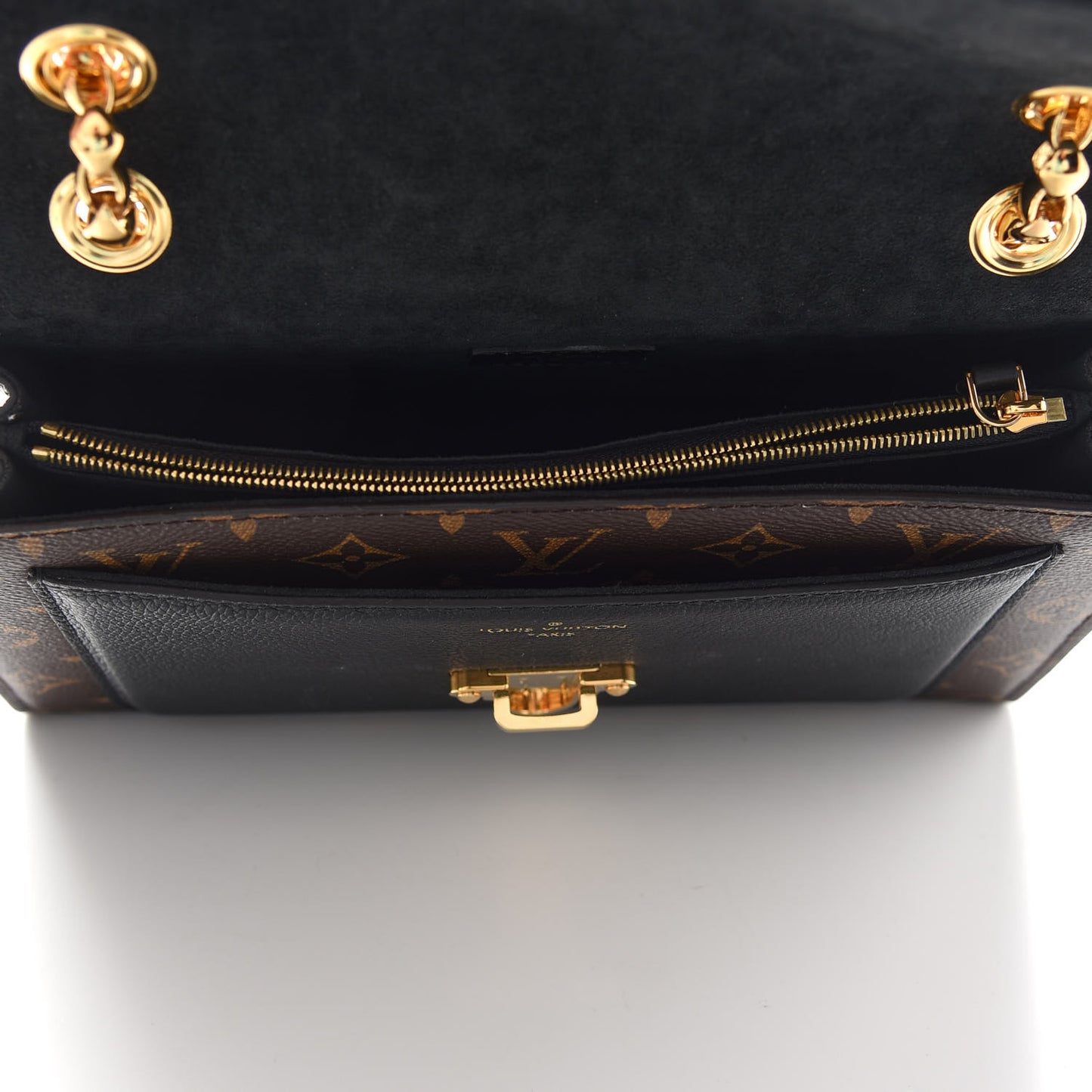 Monogram Victoire Black