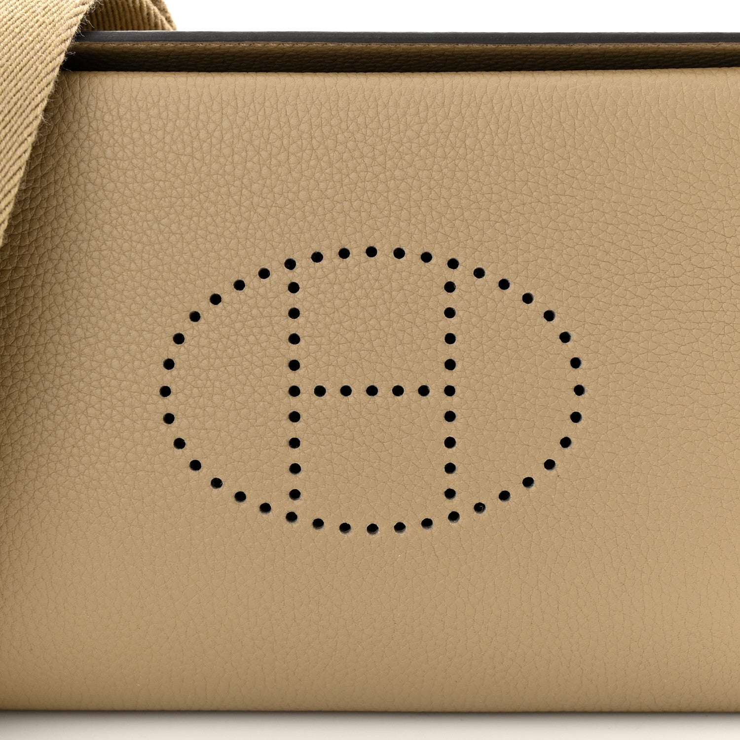 Hermes Togo Videpoches Trench 8 of 11