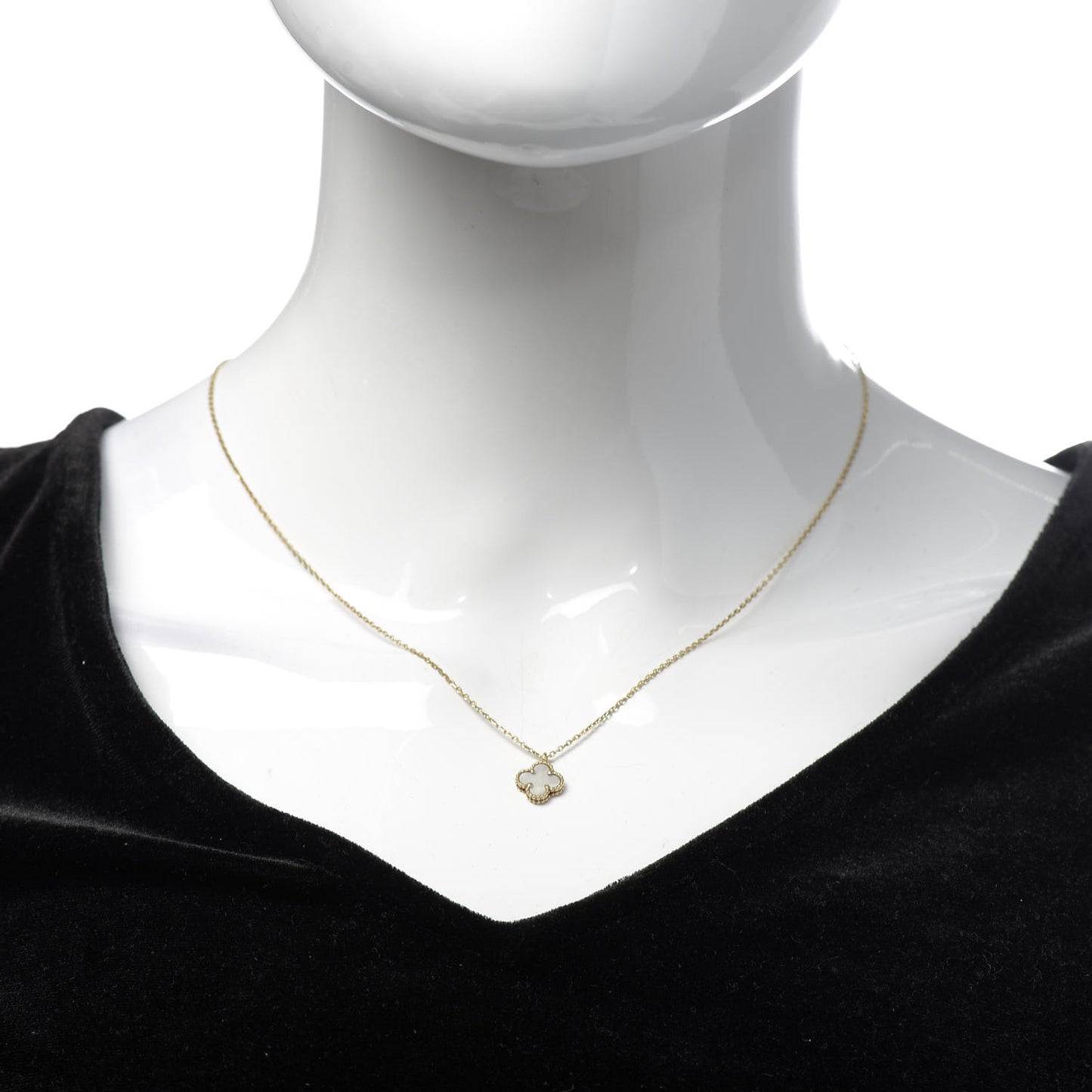 18K Yellow Gold Mother of Pearl Sweet Alhambra Pendant Necklace