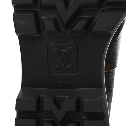 Louis Vuitton Monogram Black Ice Chelsea Boots 8 6 of 8
