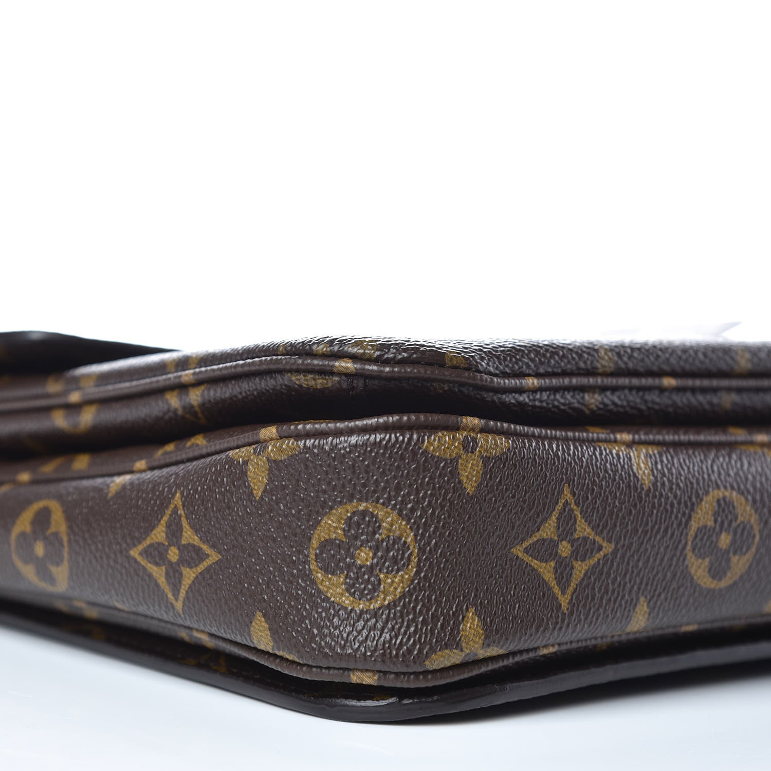 Louis Vuitton Monogram Pochette Metis 8 of 12
