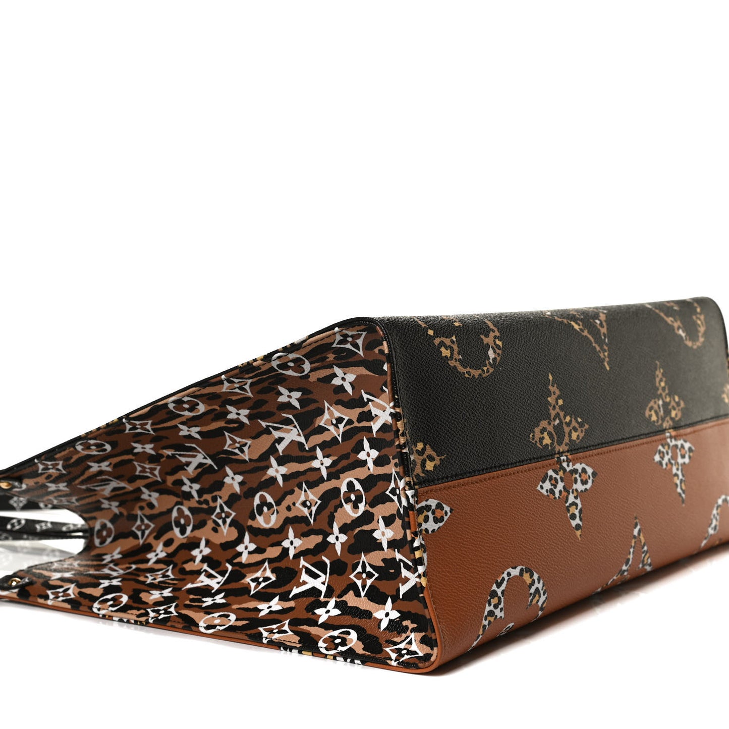 Monogram Giant Jungle Onthego GM Black
