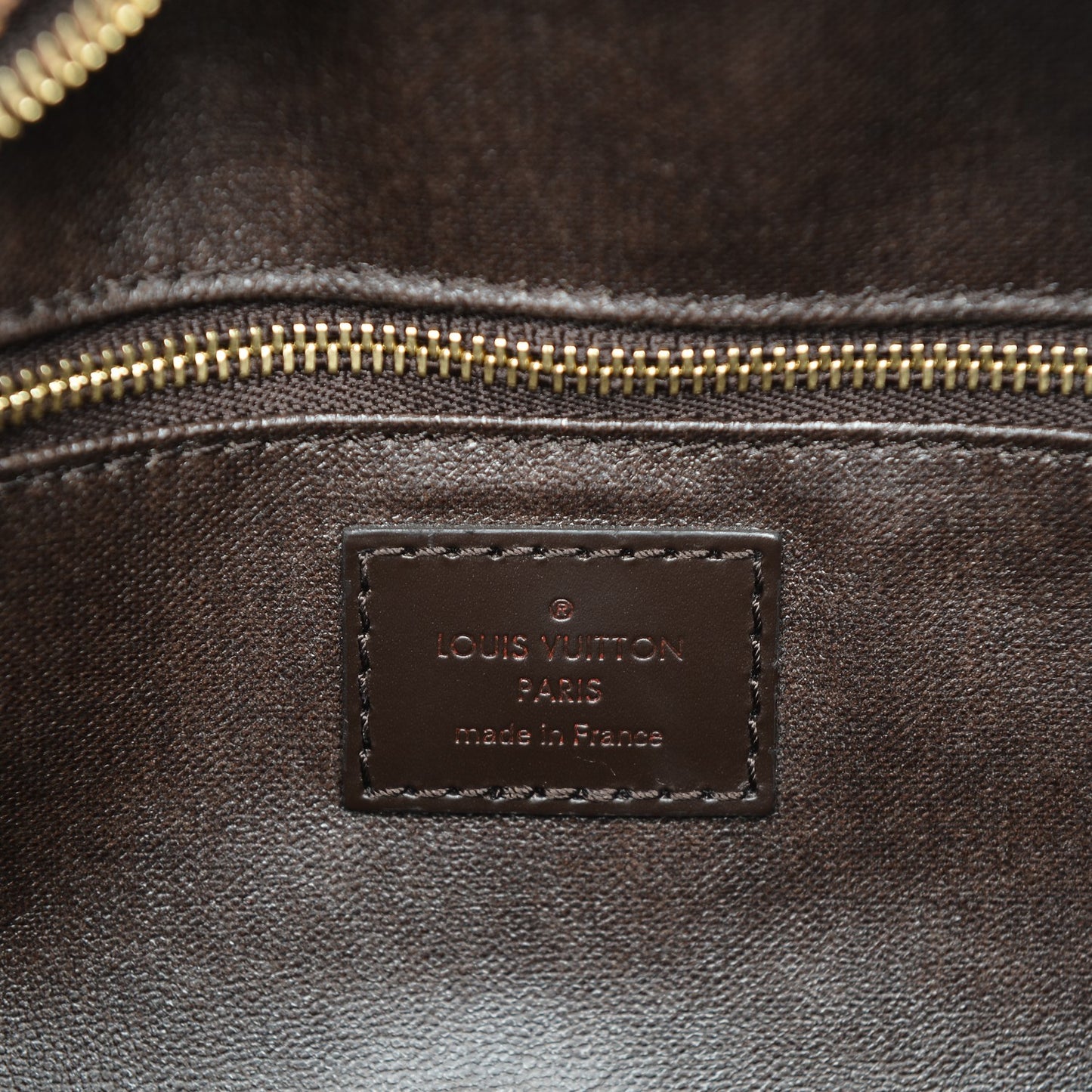 Damier Ebene Toiletry Bag 25