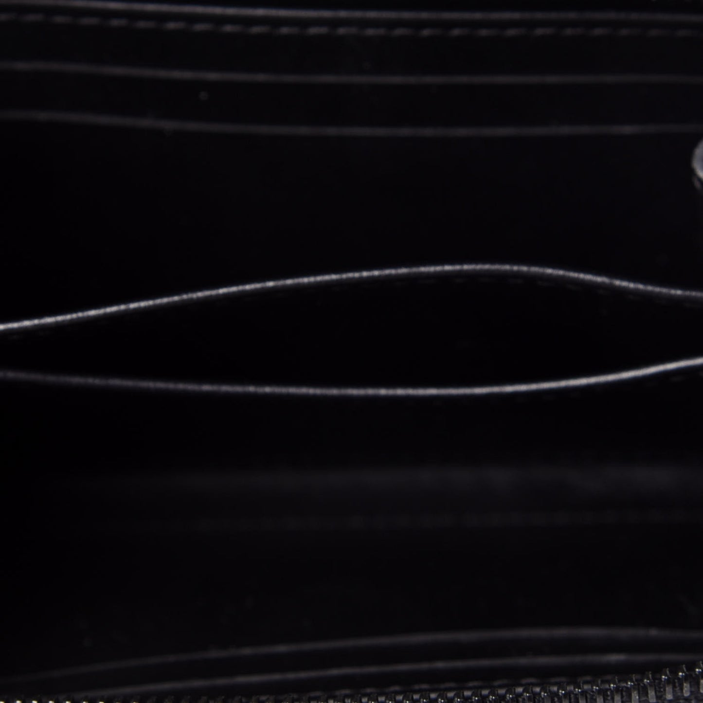 Vernis Zippy Coin Purse Wallet Noir Magnetique