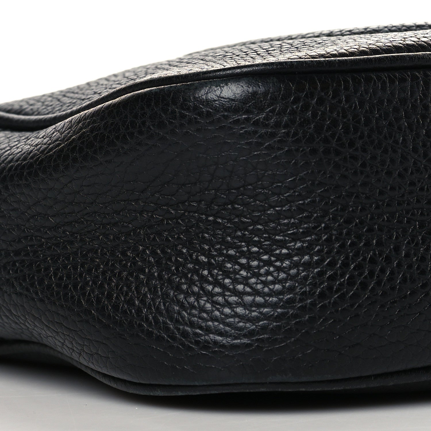Gucci Pebbled Calfskin Small Soho Disco Bag Black 10 of 12