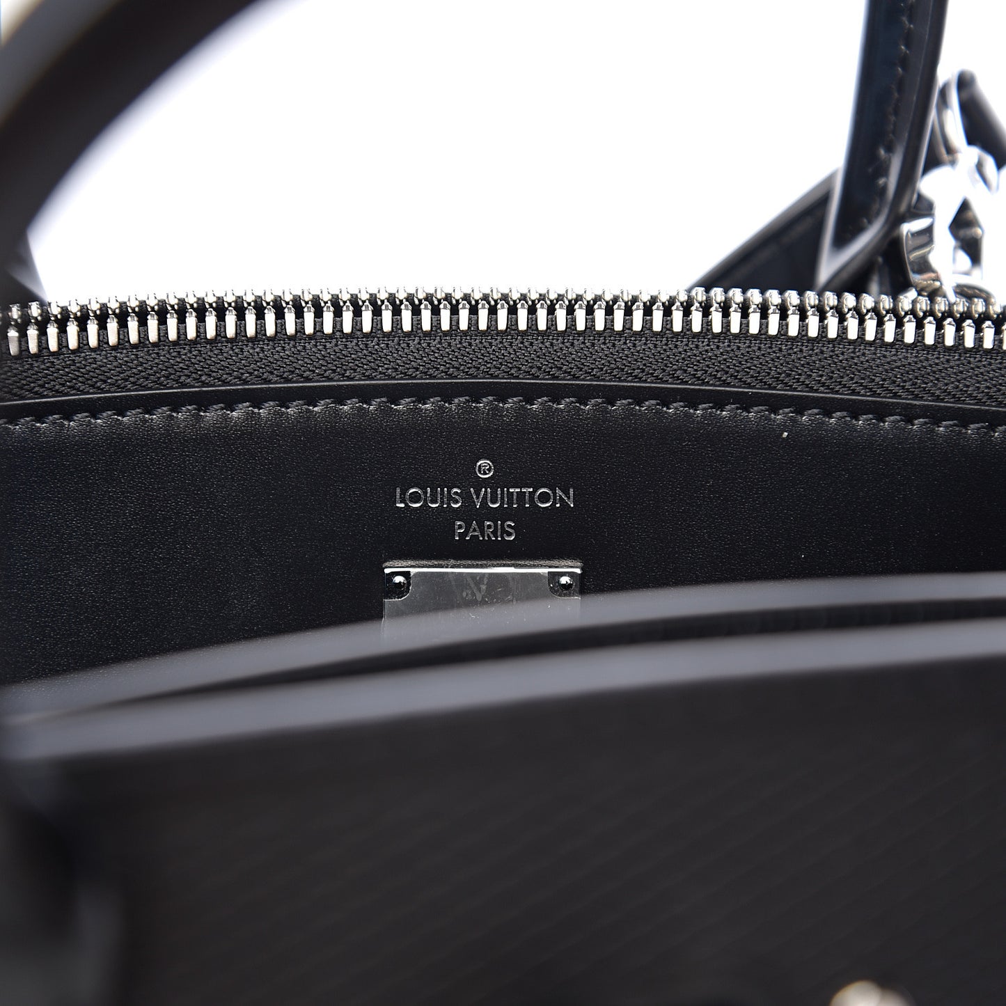 Calfskin Embossed Steamer MM Black
