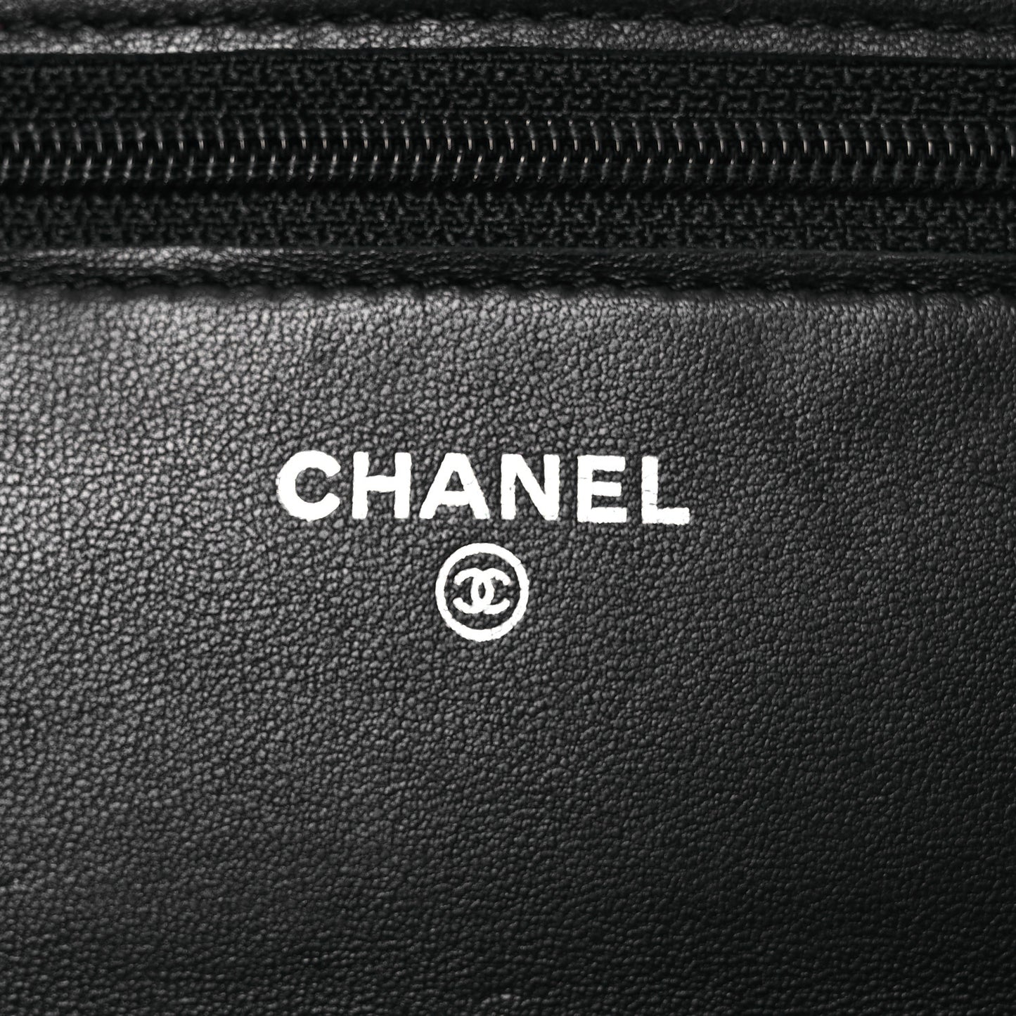 Lambskin Quilted Wallet On Chain WOC Black