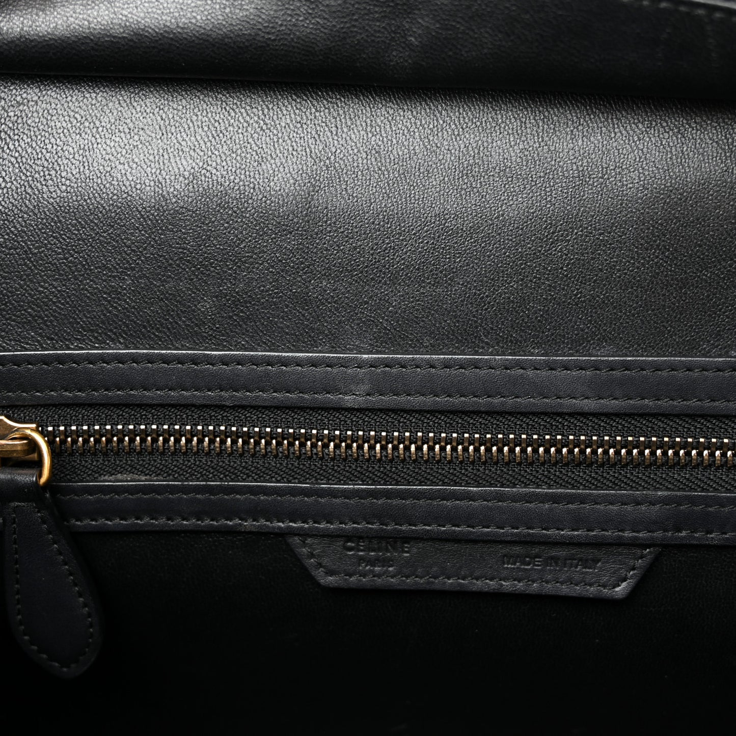 Smooth Calfskin Medium Luggage Black