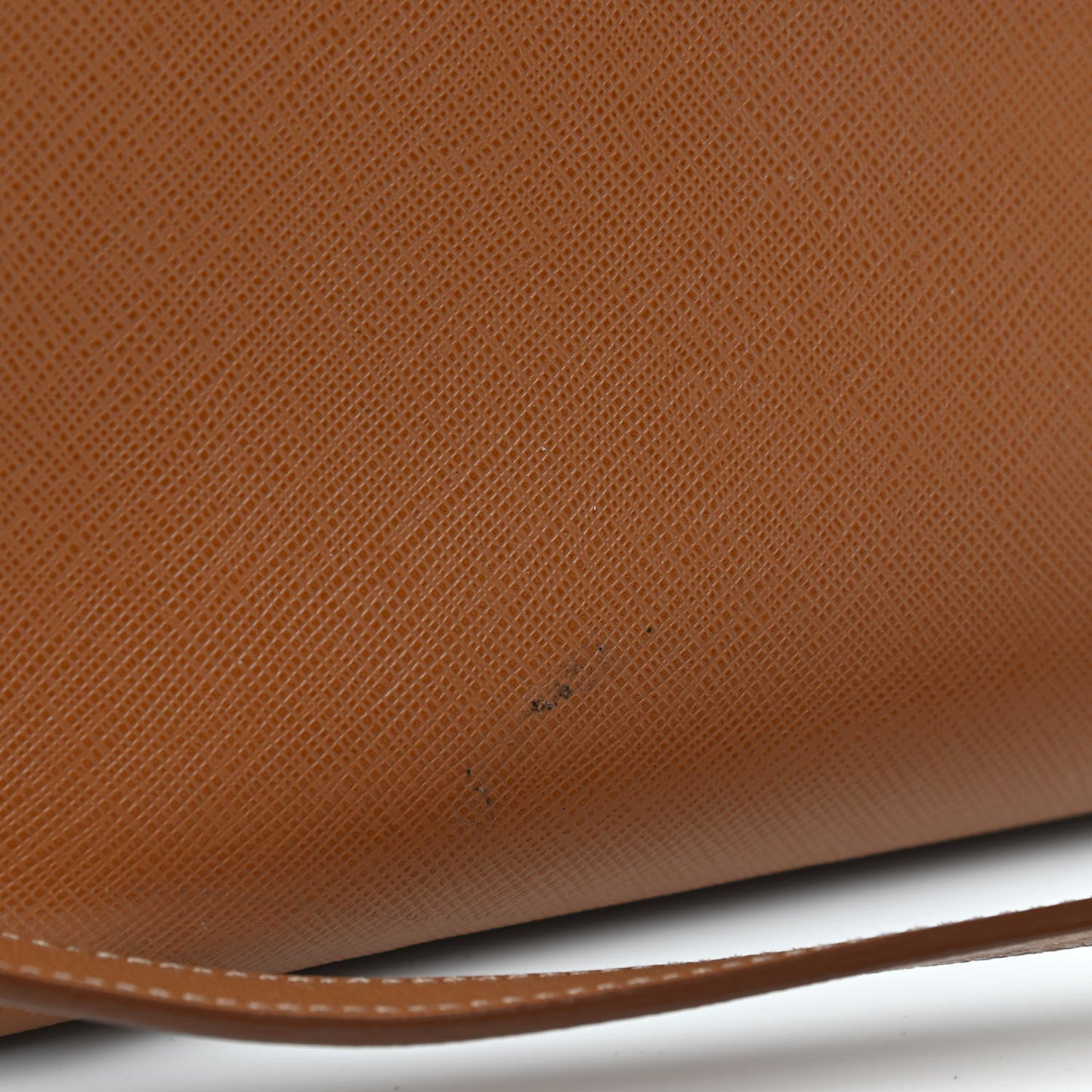Saffiano Medium Galleria Double Zip Tote Caramel