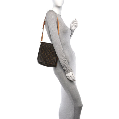 Louis Vuitton Monogram Musette Salsa 2 of 9