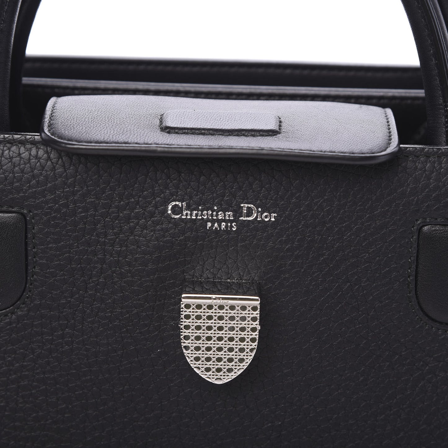 Grained Calfskin Medium Diorever Flap Black