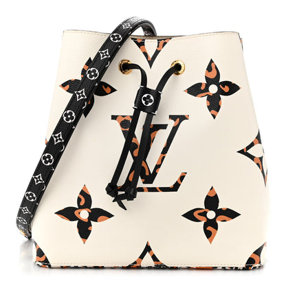 Louis Vuitton LOUIS VUITTON Monogram Giant Jungle NéoNoé Ivory 1 of 10