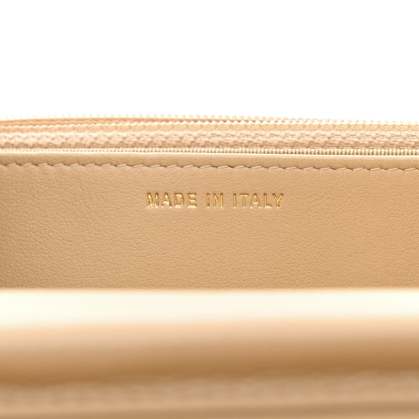 Caviar Quilted Wallet On Chain WOC Beige