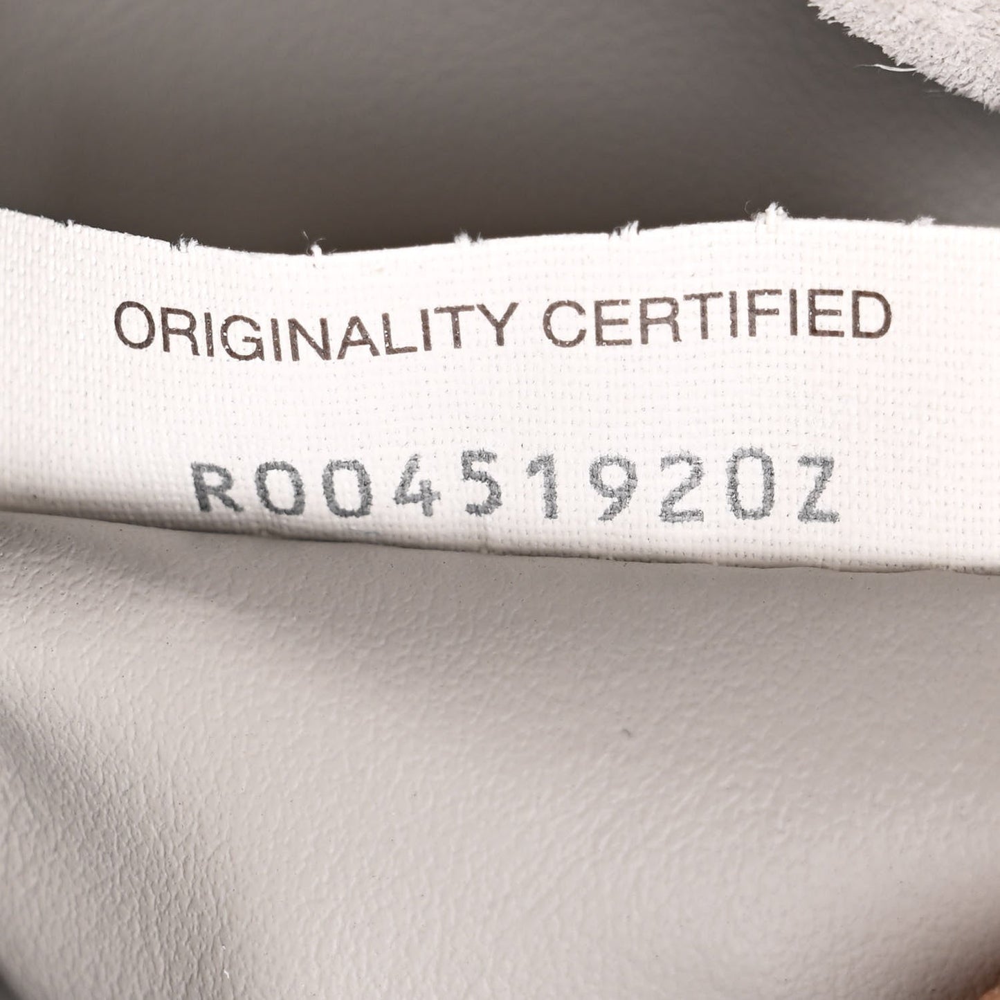Suede Intrecciato Small Hop Sterling