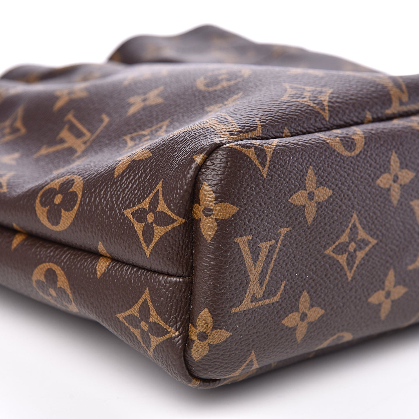 Monogram Pouch Noe Fuchsia