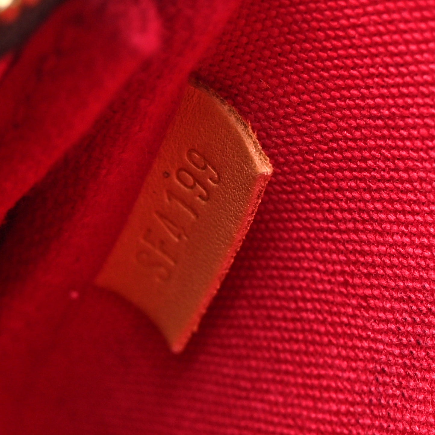 Monogram 2019 Christmas Animation Mini Courchevel Pochette Accessories Fuchsia