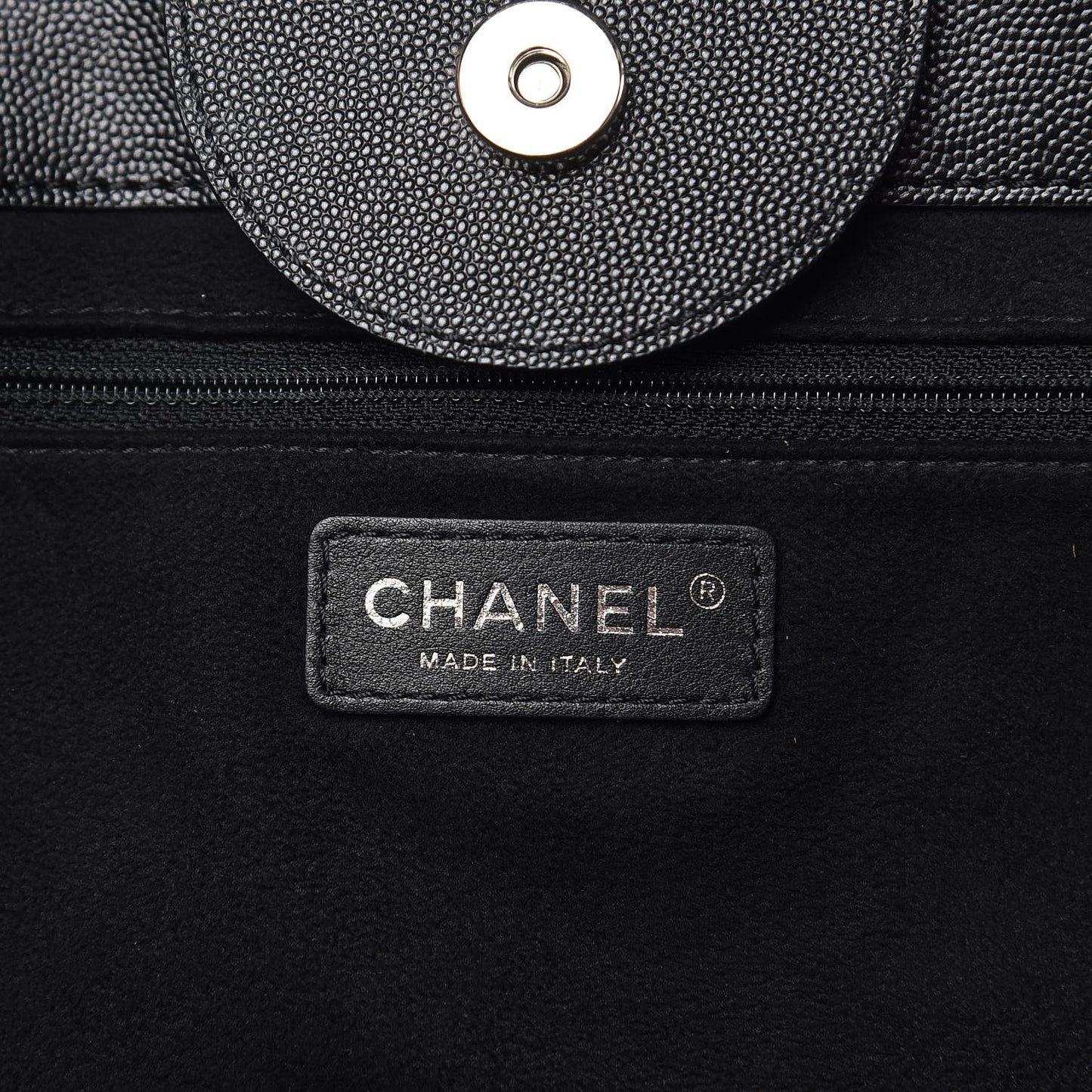 Caviar Large Studded Deauville Tote Black