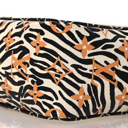 Louis Vuitton Monogram Giant Jungle Beach Pouch Ivory 10 of 12