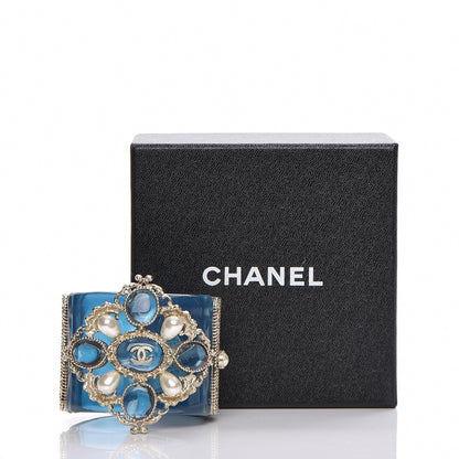 Chanel Resin Gripoix Pearl CC Cuff Blue 7 of 7