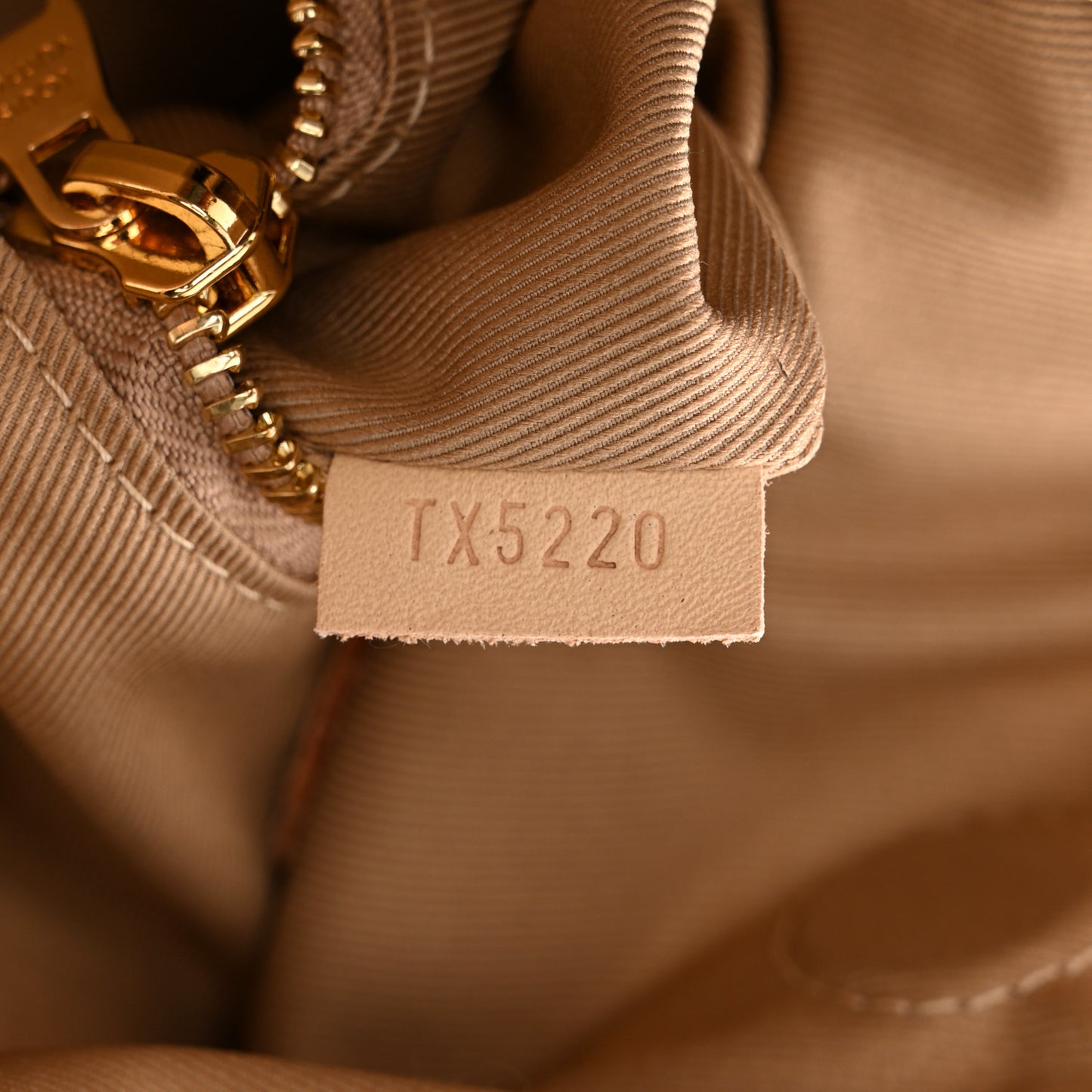 Monogram Graceful PM