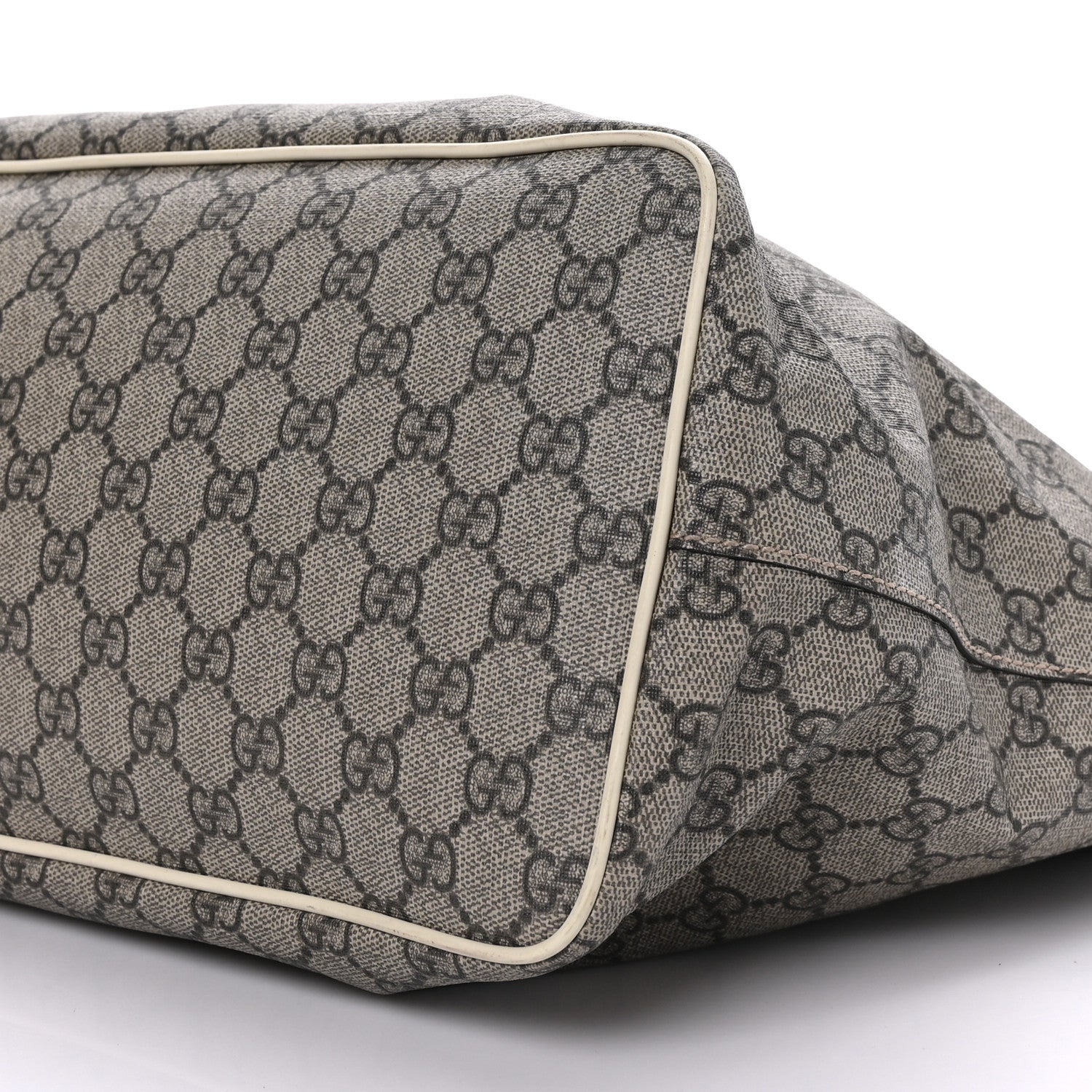 Gucci Soft GG Supreme Monogram Diaper Bag White 6 of 8