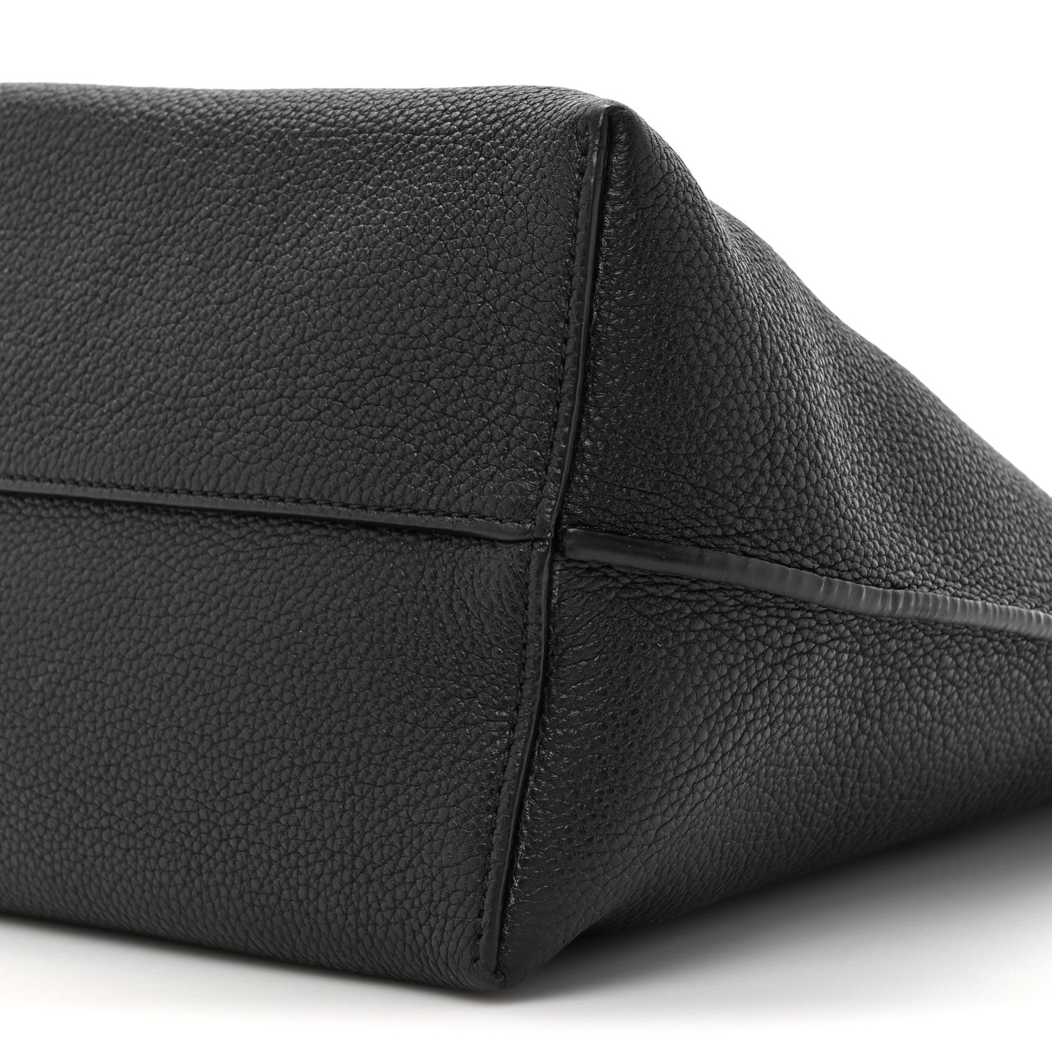 The Row Grained Calfskin Wander Bag Black 9 of 13