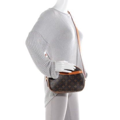 Louis Vuitton Monogram Blois 2 of 7