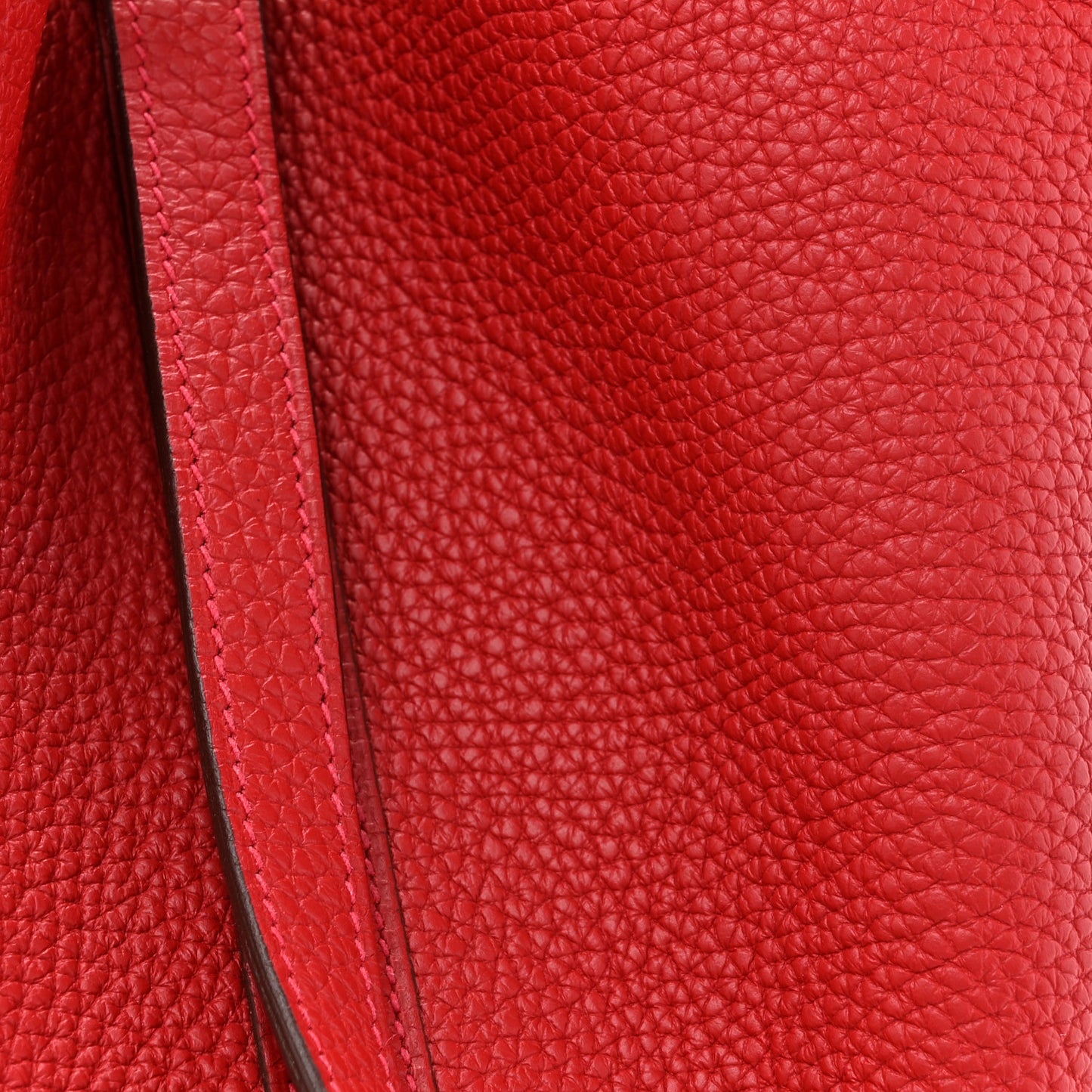 Taurillon Clemence Picotin Lock 22 MM Rouge Casaque